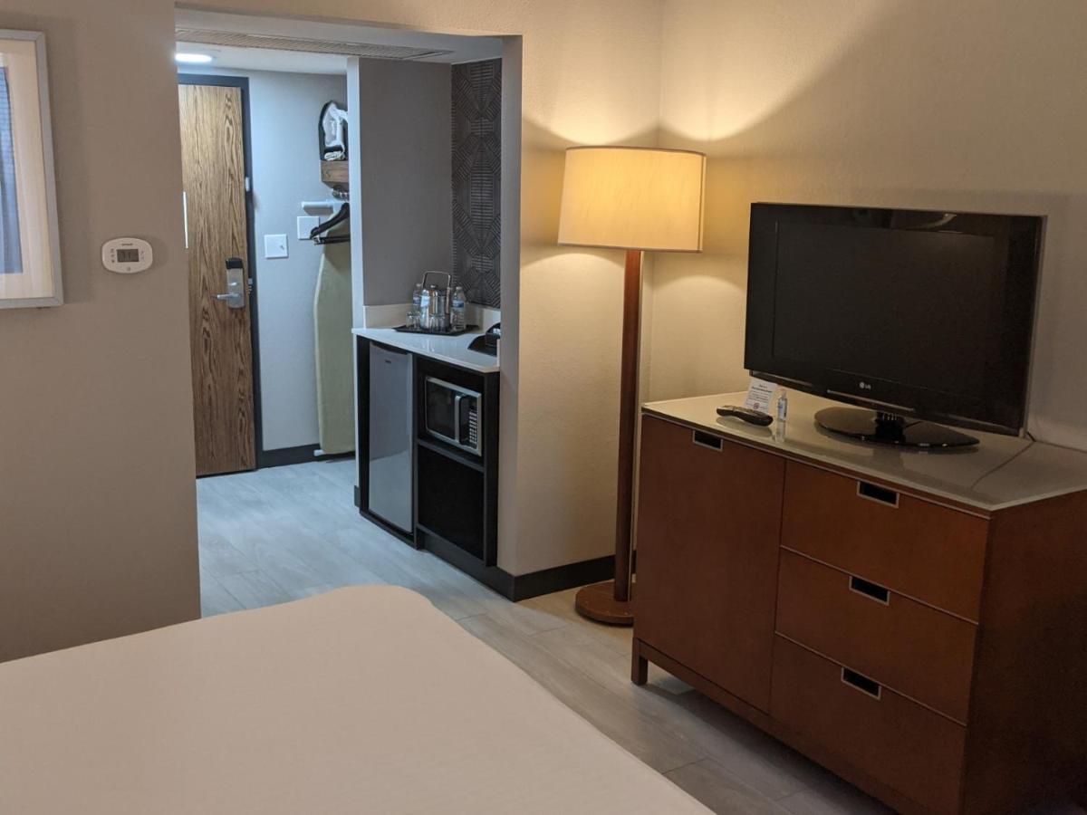 วินด์แฮม อินเดียนาโพลิส เวสต์ Hotel ภายนอก รูปภาพ
