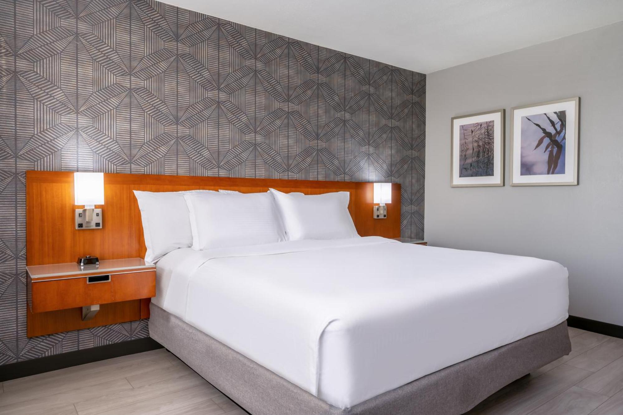 วินด์แฮม อินเดียนาโพลิส เวสต์ Hotel ภายนอก รูปภาพ