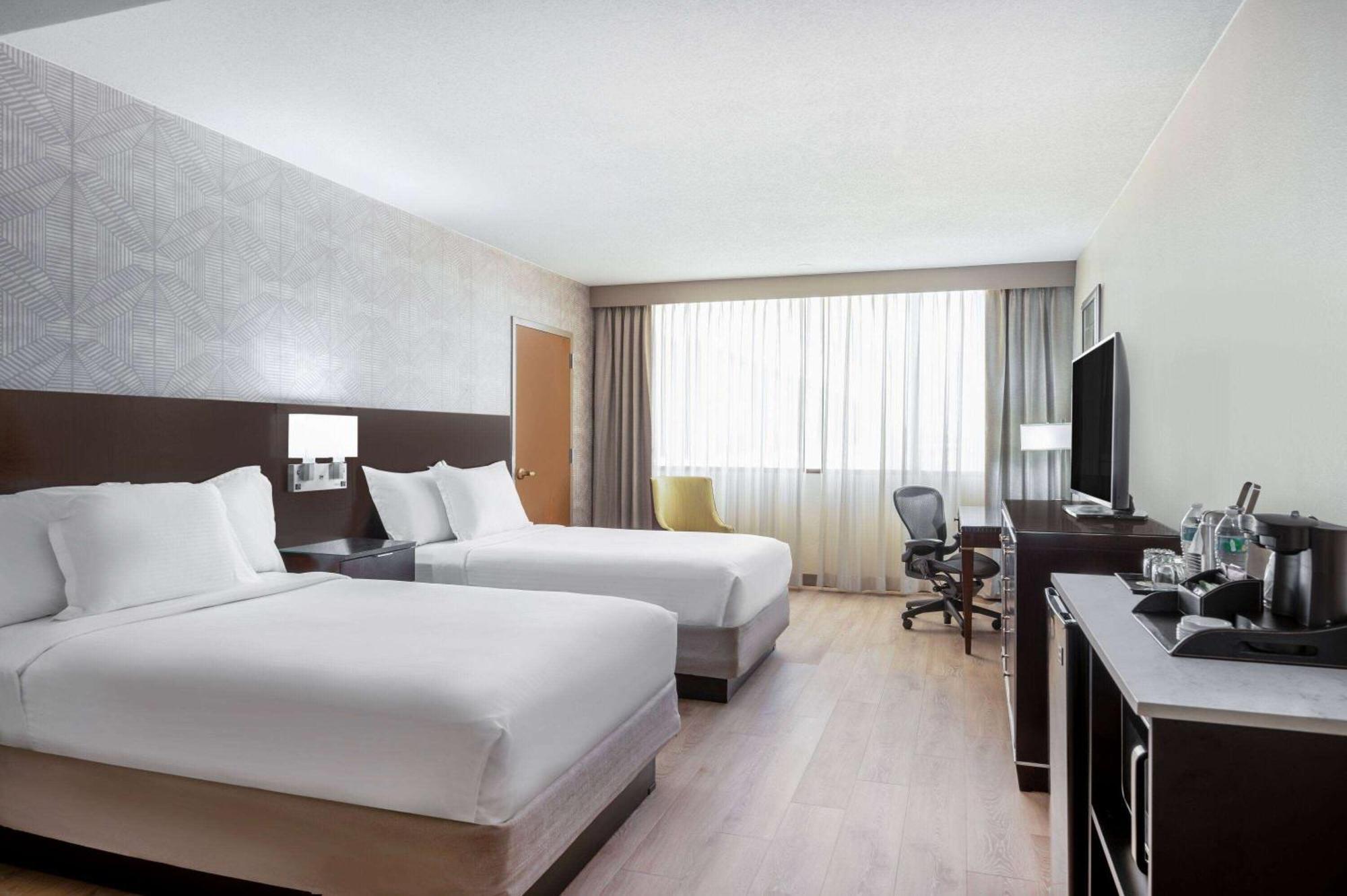 วินด์แฮม อินเดียนาโพลิส เวสต์ Hotel ภายนอก รูปภาพ